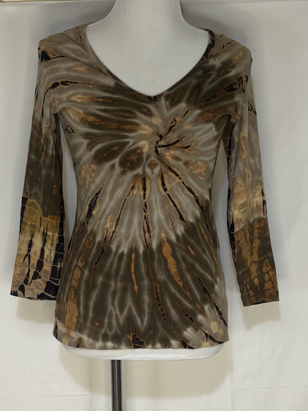 Tryst Olive & Brown Tie-Dye V-Neck Long Sleeve Top